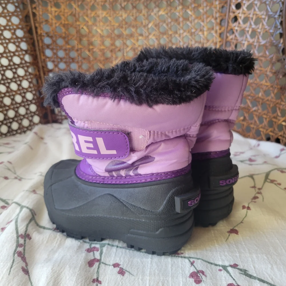Sorel Purple and Black Winter Boots - Picture 4 of 6